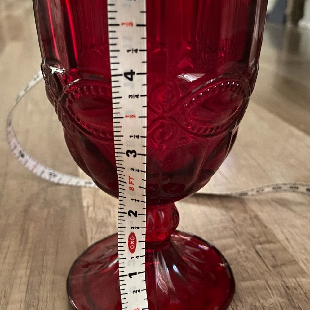 Dinner Glassware (Never used)